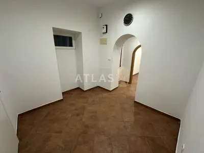 Rijeka, centar | poslovni prostor za najam - 6