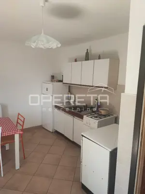 Haus 1003 m², Gornja Dubrava - ruhige Umgebung und Privatsphäre - 11