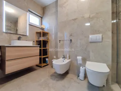 Vila u Banjolama, 250 m od mora, namještena i s pogledom na more - 14
