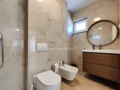 Vila u Banjolama, 250 m od mora, namještena i s pogledom na more - 17