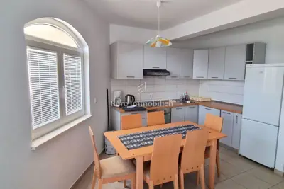 Kuća 288 m², Omiš - bazen i pogled na more - 4