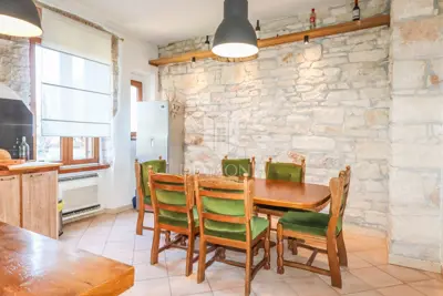 Stan 150 m², Rovinj centar - 2 etaže i tavan - 10