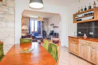 Stan 150 m², Rovinj centar - 2 etaže i tavan - 7