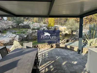 Haus 255 m², Labin - Pool und Meerblick - 8