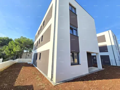 Stan 60 m², Medulin - prizemlje, vrt i blizina mora