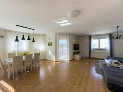 Haus 180 m², Škatari - zwei Wohnungen und Pool - 6