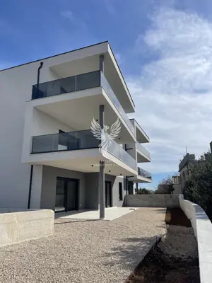 Apartment for sale in Tribunj, 143 m² - 18