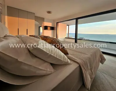 Villa 320 m², Split - attraktive Lage und Privatsphäre - 12