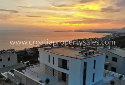 Villa 320 m², Split - attraktive Lage und Privatsphäre - 2