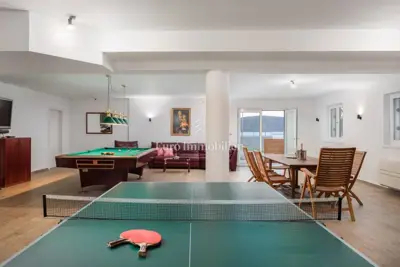 Villa 1000 m², Dolac kraj Šibenika, uz more i šumu - 17