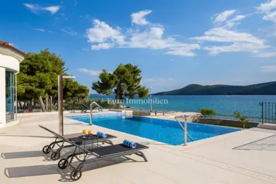 Villa 1000 m², Dolac kraj Šibenika, uz more i šumu - 9