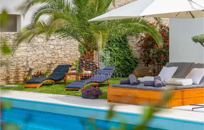 Haus zum Kauf in Rovinj, 300 m² - 20