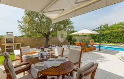 Haus zum Kauf in Rovinj, 300 m² - 7
