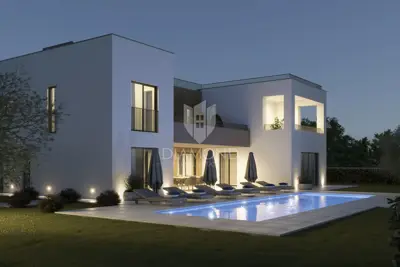 Luxury villa under construction 3 km from Poreč!