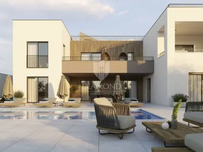 Luxury villa under construction 3 km from Poreč! - 2