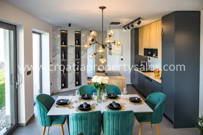 Haus, Split, 130 m², 1 500 000 € - 3