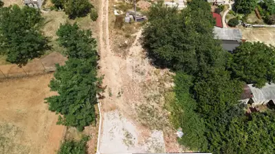 Labin, okolica, građevinsko zemljište s infrastrukturom na terenu - 2