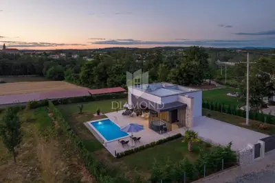 Kuća 85 m², Tinjan - bazen i privatni vrt - 22