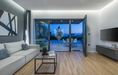 Kuća 85 m², Tinjan - bazen i privatni vrt - 13