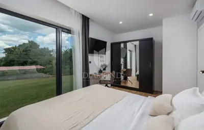 Kuća 85 m², Tinjan - bazen i privatni vrt - 14