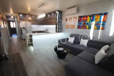 Wohnung 66 m², Smrdečac, Split - in der Nähe des Strandes und der Einrichtungen