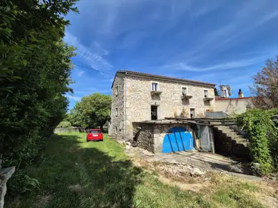 Kamena kuća 210 m², Šilo - velika okućnica