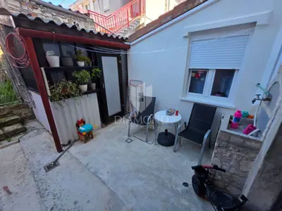 Stan 55 m², Pula Centar - blizu Amfiteatra - 13