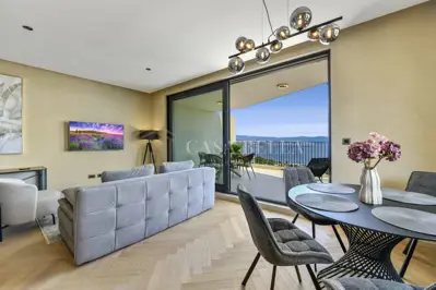 IČIĆI - elegant designer apartment with panoramic view