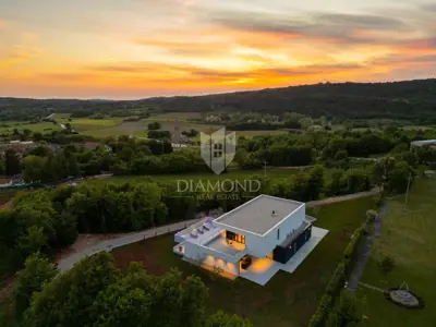 Istra, Luksuzna vila u okolici Grožnjana! - 2