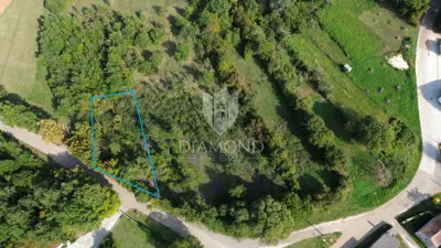 Bauland 784 m², Barban - leichte Hanglage und Aussicht - 2