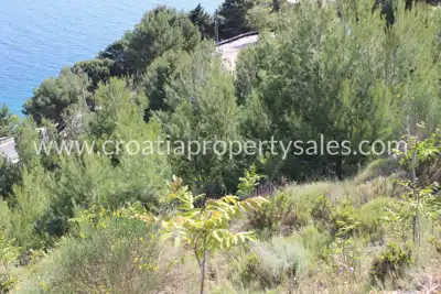 Baugrundstück 2.622 m², Omiš - in Meeresnähe und in der Nähe von Stränden - 3