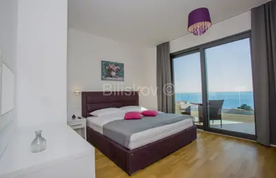 Villa 350 m², Makarska - Veliko Brdo, Pool und Meerblick - 10