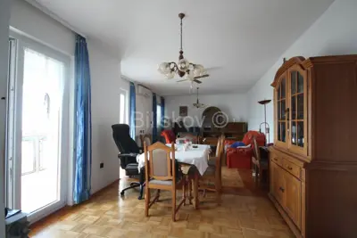 House 600 m², Podstrana - second row from the sea - 13