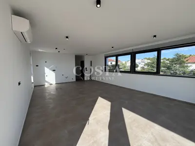 ZADAR, KOŽINO - Luksuzan stan u novogradnji 100 m od mora - 7