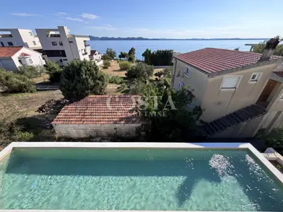 ZADAR, KOŽINO - Luksuzan stan u novogradnji 100 m od mora - 9