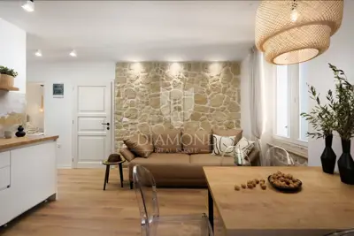 Stan 50 m², Rovinj centar - renoviran i spreman za korištenje - 5