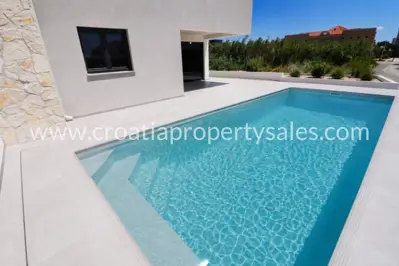 Apartment 70 m², Zadar - 2 bedrooms, terrace and garden - 7