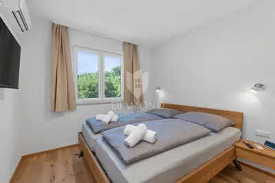 Kuća 350 m², Rabac - bazen i wellness - 22