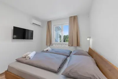Kuća 350 m², Rabac - bazen i wellness - 21