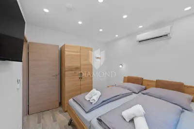 Kuća 350 m², Rabac - bazen i wellness - 18
