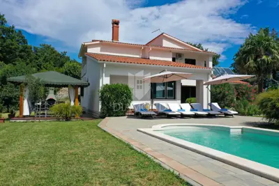 Kuća 350 m², Rabac - bazen i wellness - 4