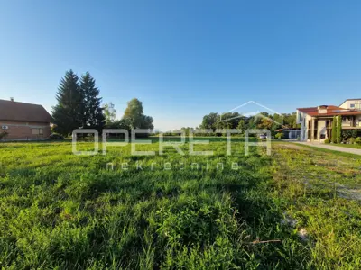 Building plot 625 m², Oroslavje-Mokrice by the main road - 3