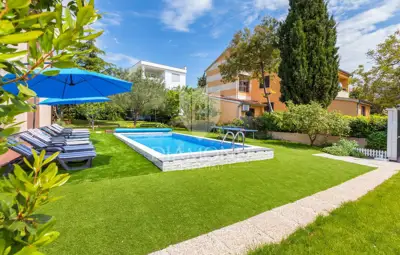 Fažana, komfortable Villa mit atemberaubendem Panoramablick auf das Meer!