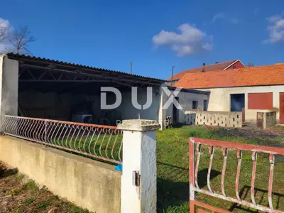 Biograd, Raštane Gornje, Steinhaus auf einem Grundstück von 830 m² - 11