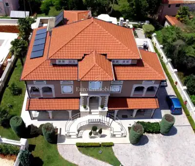 Apartmanska kuća 534 m², Funtana - 500 m od mora, bazen - 4