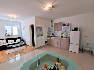 Apartmanska kuća 534 m², Funtana - 500 m od mora, bazen - 22