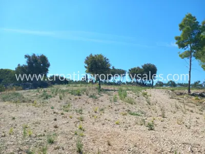 Agricultural land, Brač - sea view and vehicle access - 10