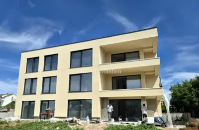 Apartment for sale in Vodice, 135,7 m²