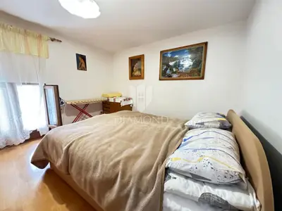 Pula, Monvidal - stan, kuća i vrt na zasebnim parcelama - 11