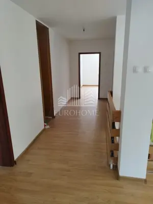 Dio kuće 250 m², Mraclin - stambeni ili poslovni prostor - 15